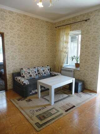Гостевой дом Like Home Guesthouse Ереван Люкс с террасой-2